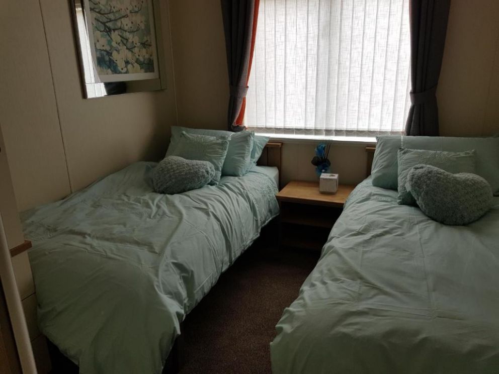 Bear Lodge at Tattershall Lakes, Lincolnshire - pet friendly, holiday lodge with roof terrace and hot tub. At Tattershall Lakes with restaurant, pool, spa and water sports