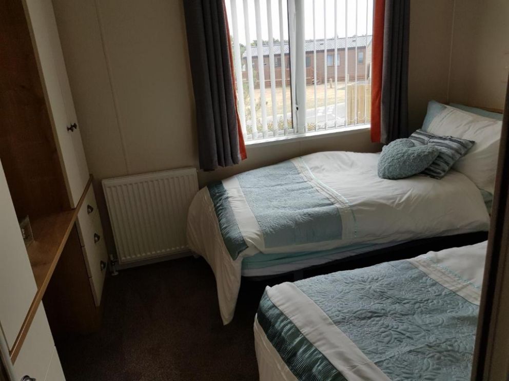 Bear Lodge at Tattershall Lakes, Lincolnshire - pet friendly, holiday lodge with roof terrace and hot tub. At Tattershall Lakes with restaurant, pool, spa and water sports