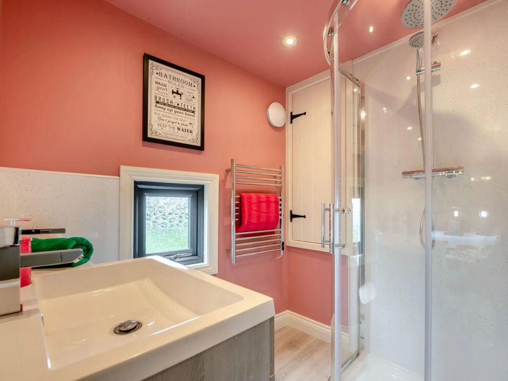 Betsy’s Boat holiday let