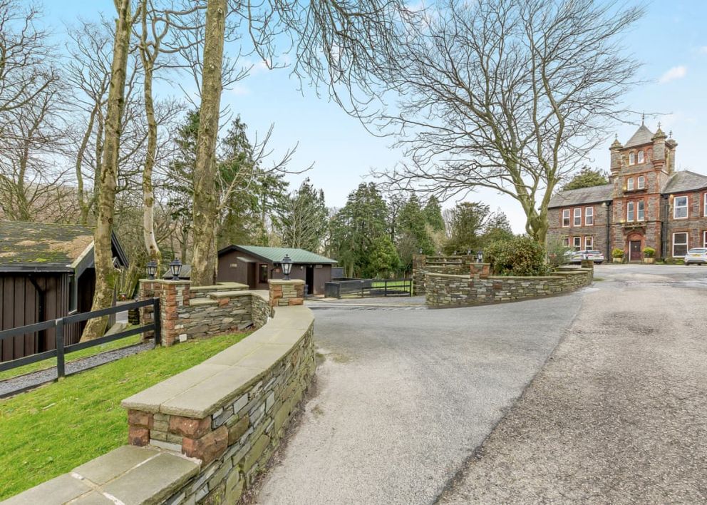 Brockwood Hall Lodges Cumbria 1