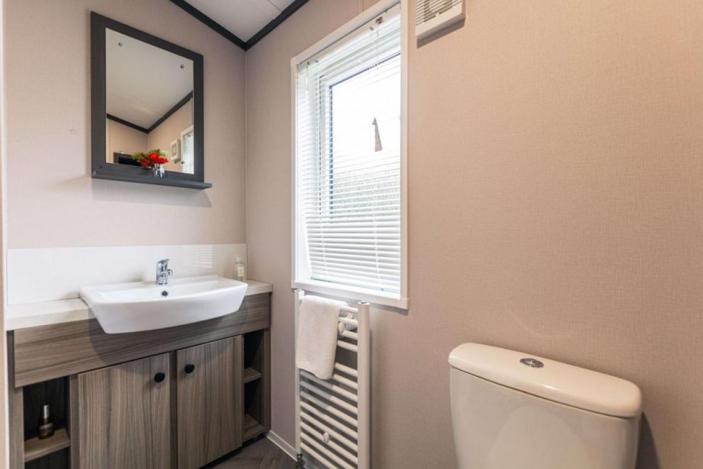 Bushmills Lodge with Hot Tub - pet friendly, holiday lodge for rent on Allethorpe Golf & Country Park in Thornton, East Riding of Yorkshire