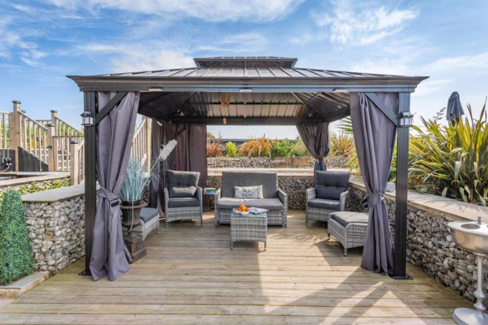 Caesars Spa Retreat with Heated Swim Spa & Waterfall Gardens