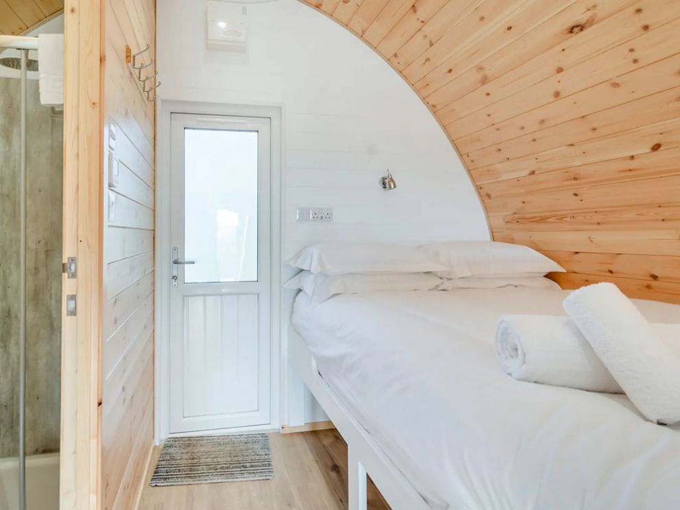 Carlton Manor Estate Glamping, Aldbrough, East Riding of Yorkshire - glamping pods to rent, with decking, close to the sea