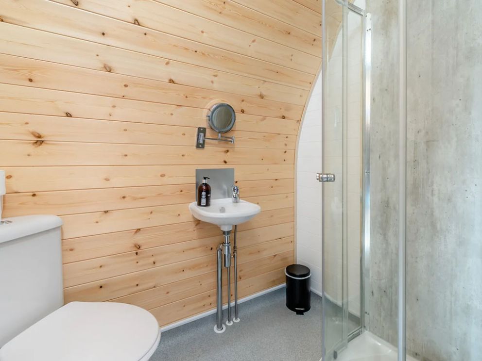 Carlton Manor Estate Glamping, Aldbrough, East Riding of Yorkshire - glamping pods to rent, with decking, close to the sea