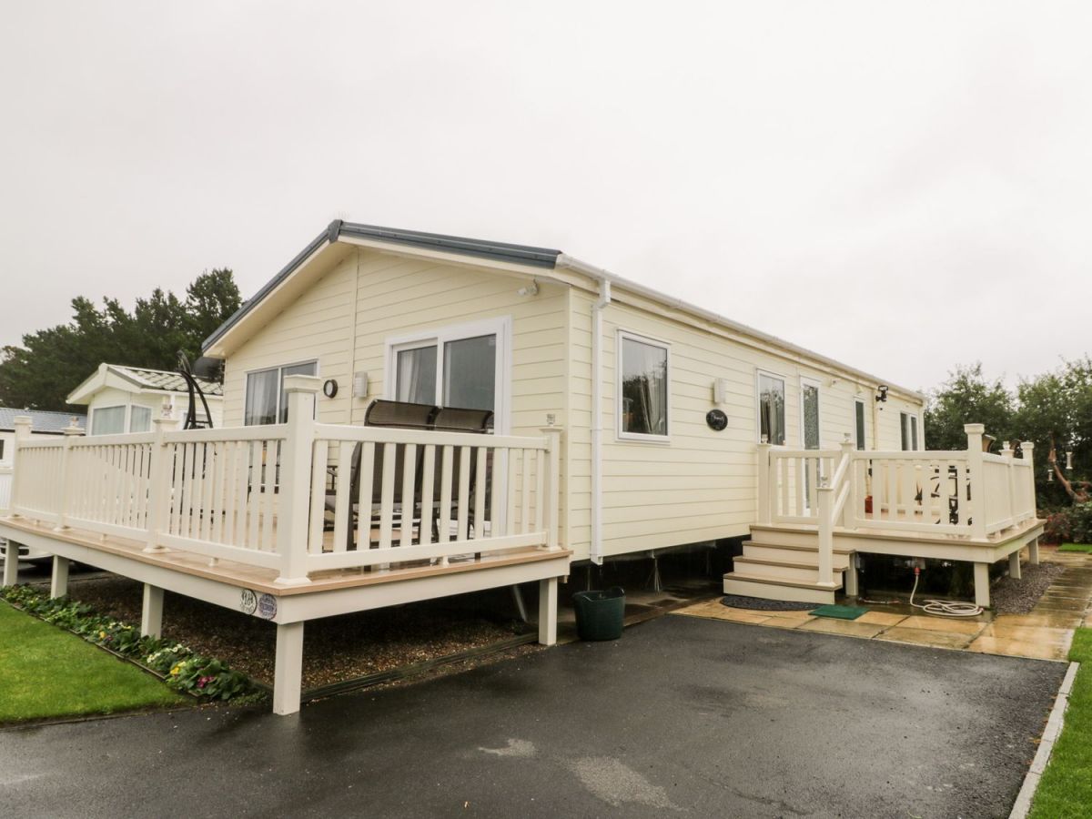 Cayton Bay Scarborough, North Yorkshire Self Catering Holiday Lodges