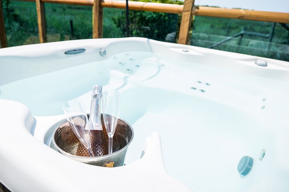 Cedar Lakeside Log Cabin at Ream Hills 