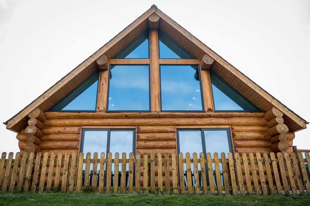 Cedar Lakeside Log Cabin at Ream Hills 