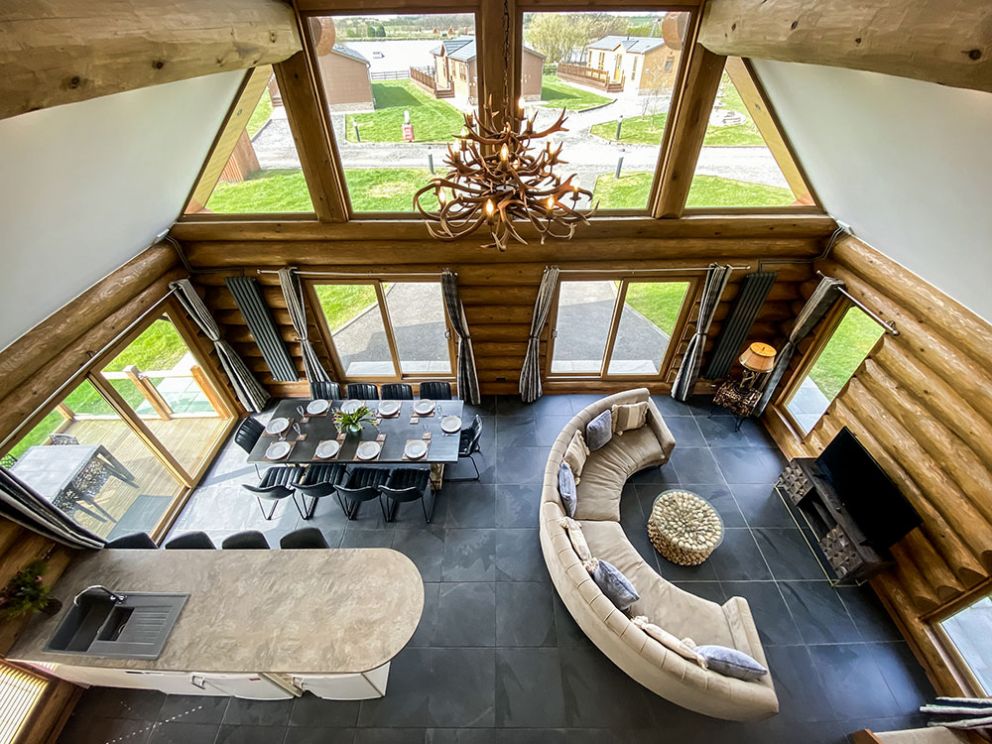 Cedar Woodland View Log Cabin at Ream Hills