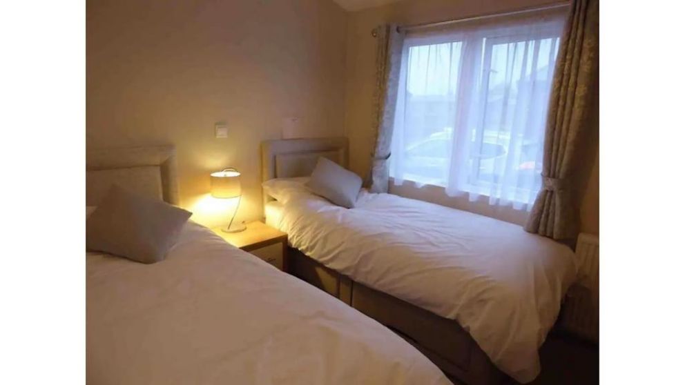 Fable Lodge at Tattershall Lakes, Lincolnshire - holiday lodge, with hot tub. Park facilities include, fishing lakes, water sports, restaurant, spa, indoor pool