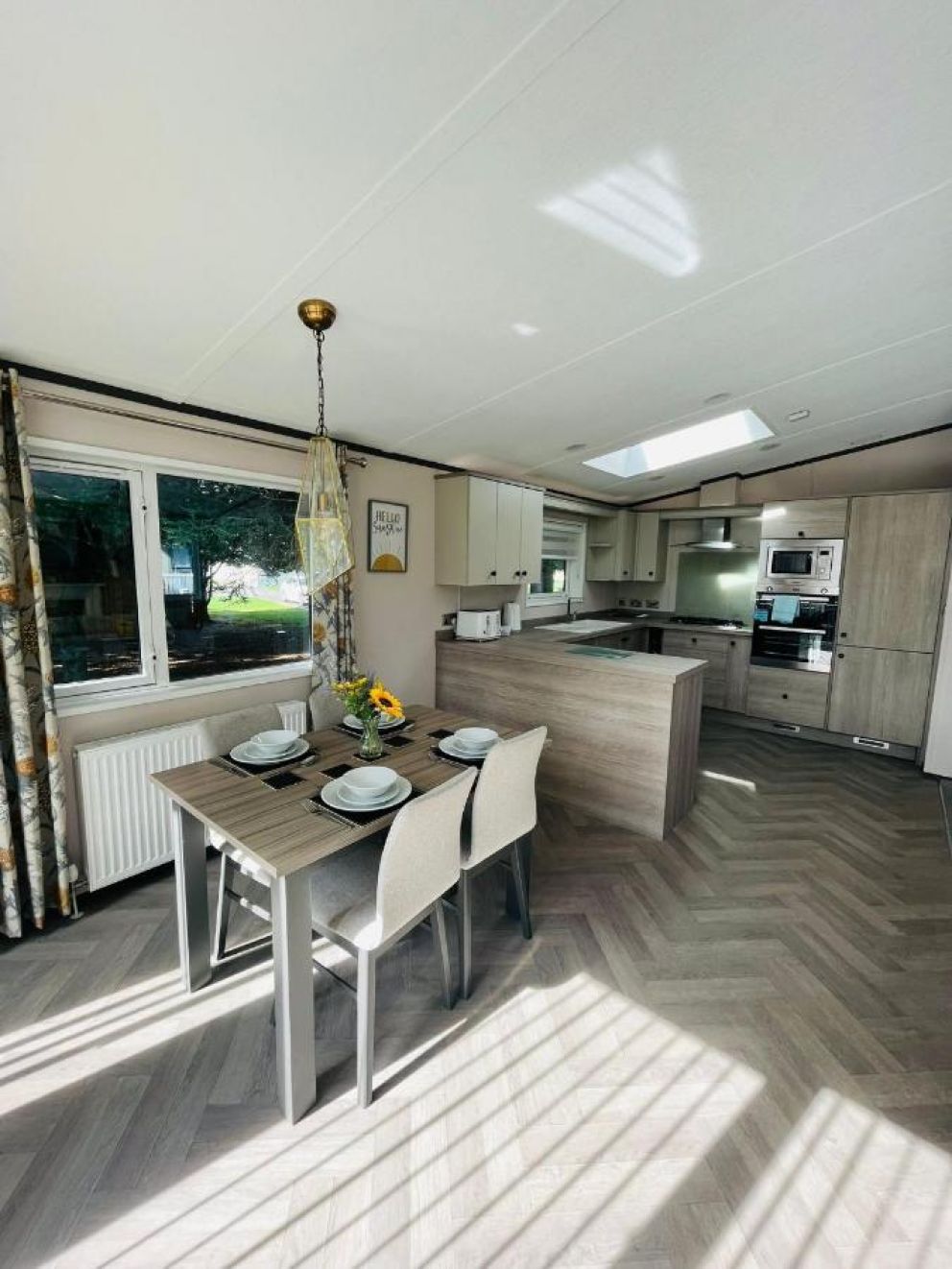 Grosvenor Lodge with Hot Tub - pet friendly, holiday lodge for rent in Thornton, East Yorkshire on Allethorpe Golf & Country Park