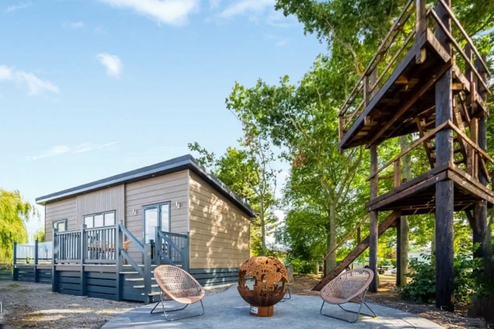 Hillcrest Hideaways