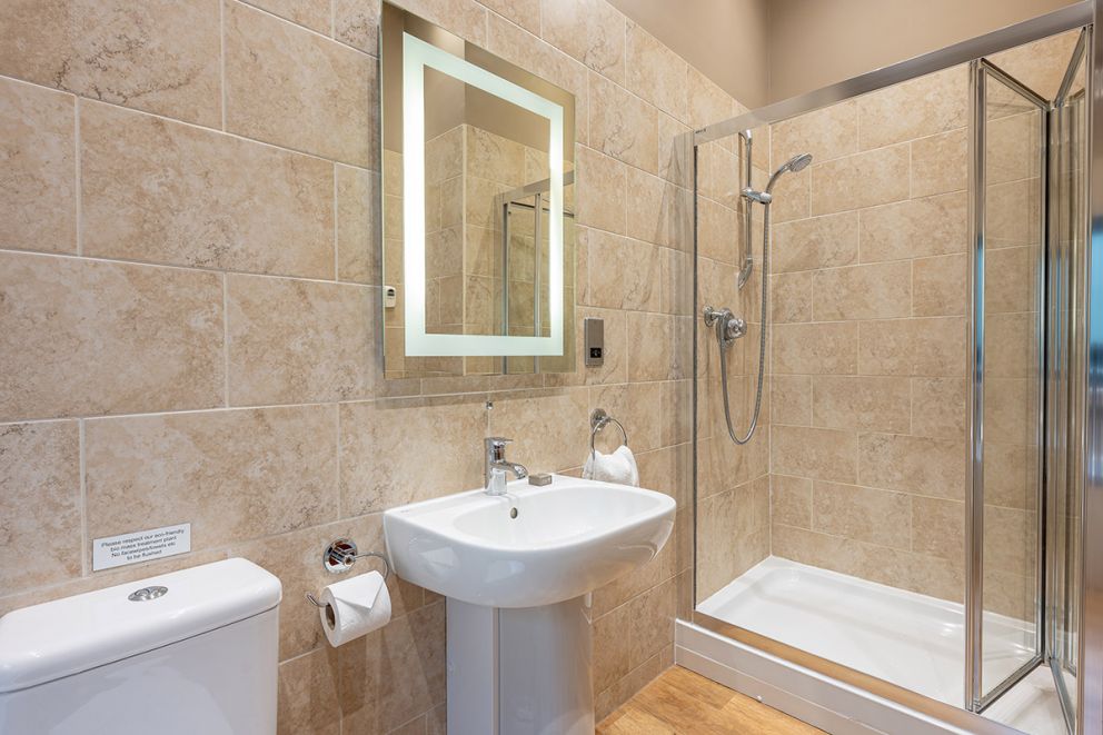 Isabella Lodge at Brompton Lakes