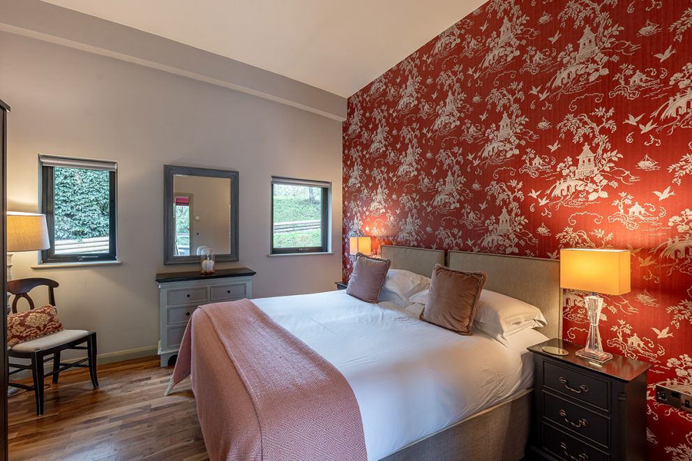 Isabella Lodge at Brompton Lakes