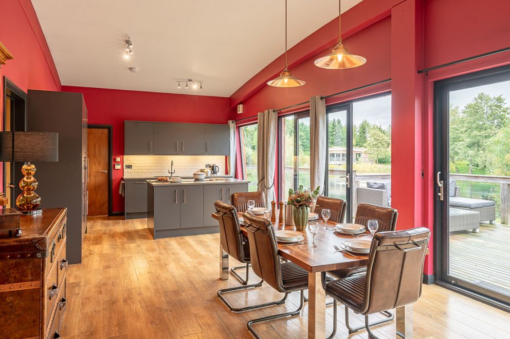 Isabella Lodge at Brompton Lakes