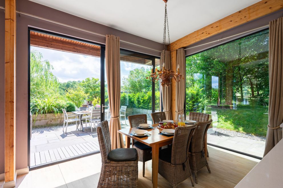 Jules Lodge with hot tub at Brompton Lakes in North Yorkshire