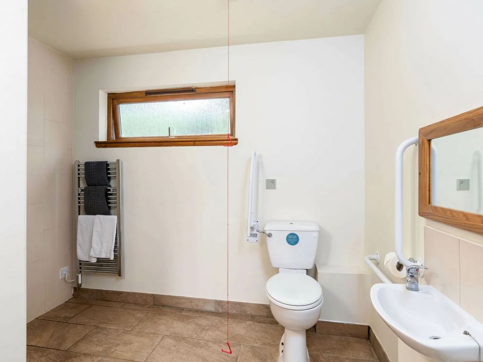 Keldy Classic Silver Birch wheelchair accessible cabin cabin.