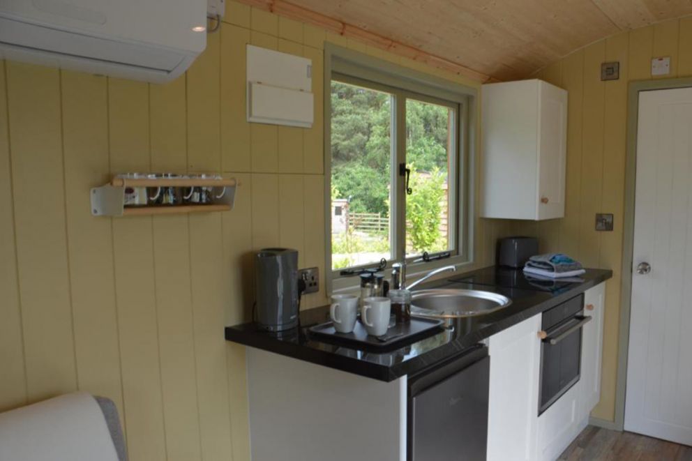 Middlehead Huts