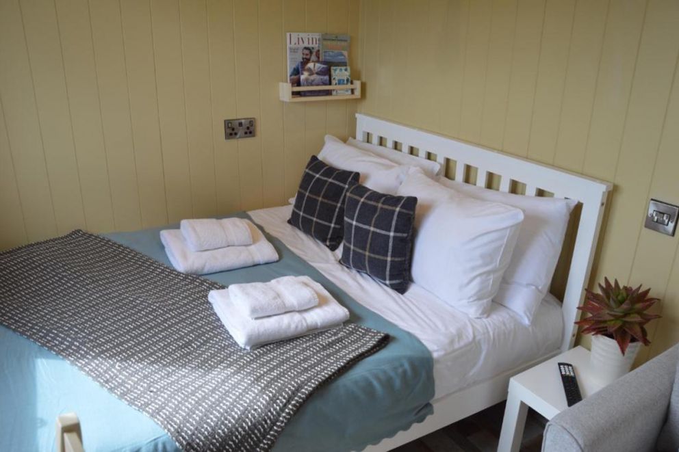 Middlehead Huts