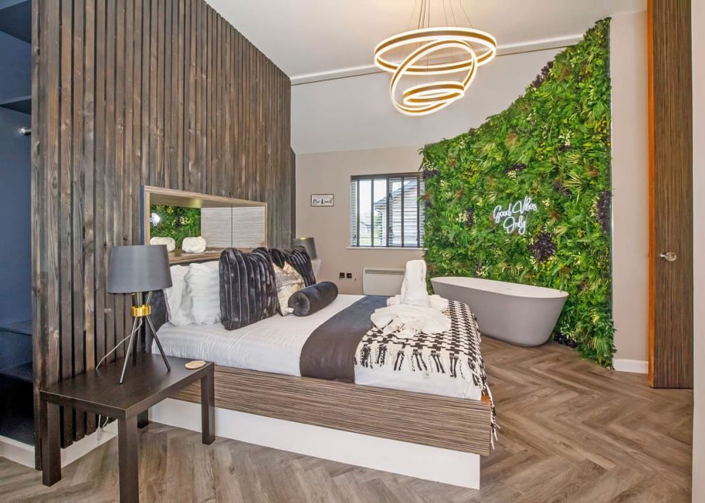 Oakwood lodges with hot tubs Yorkshire