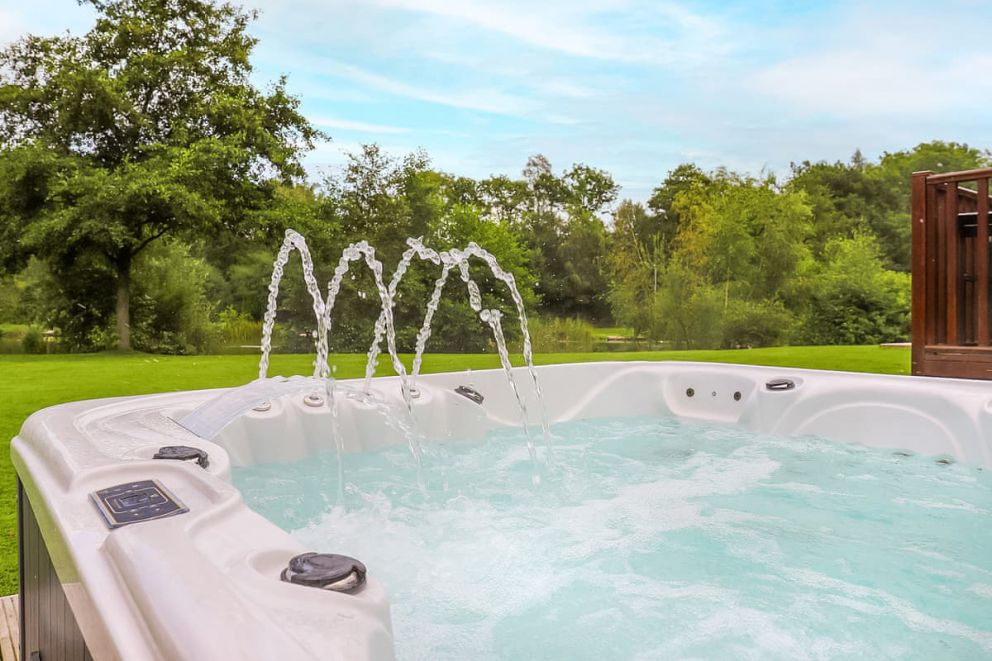 Paradise Lakeside Lodges