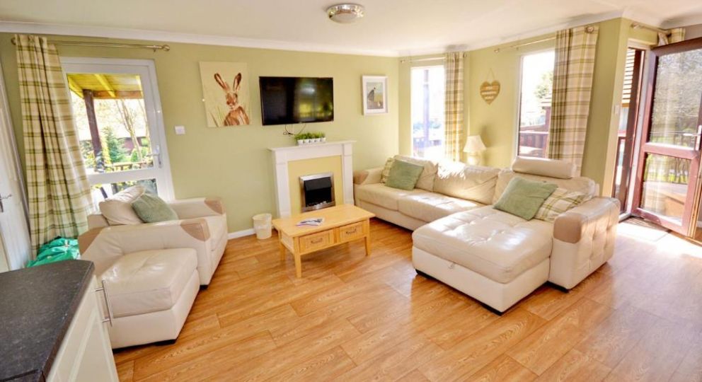 Rockland Lodges in Pickering - for rent pet friendly with hot tub