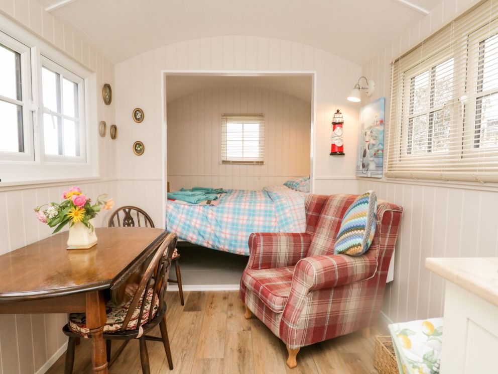 Seashore Shepherds Hut, Cumbria - to rent only 30 yards from secluded beach