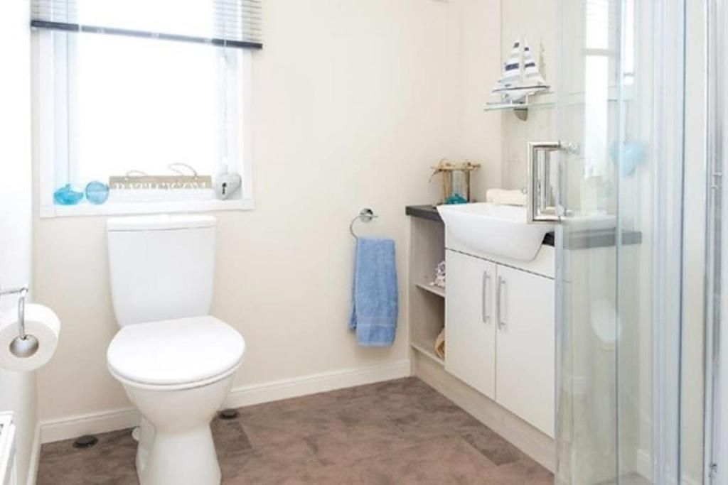 Tattershall Lakeside Lodge Indulgent wheelchair accessible 8 berth with