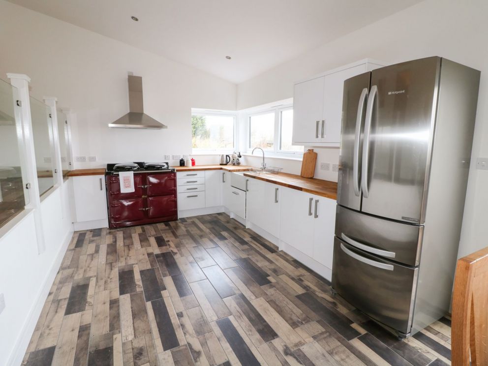 The Cottage at Bear Inn, Derbyshire - for rent on the southern borders of the Peak District