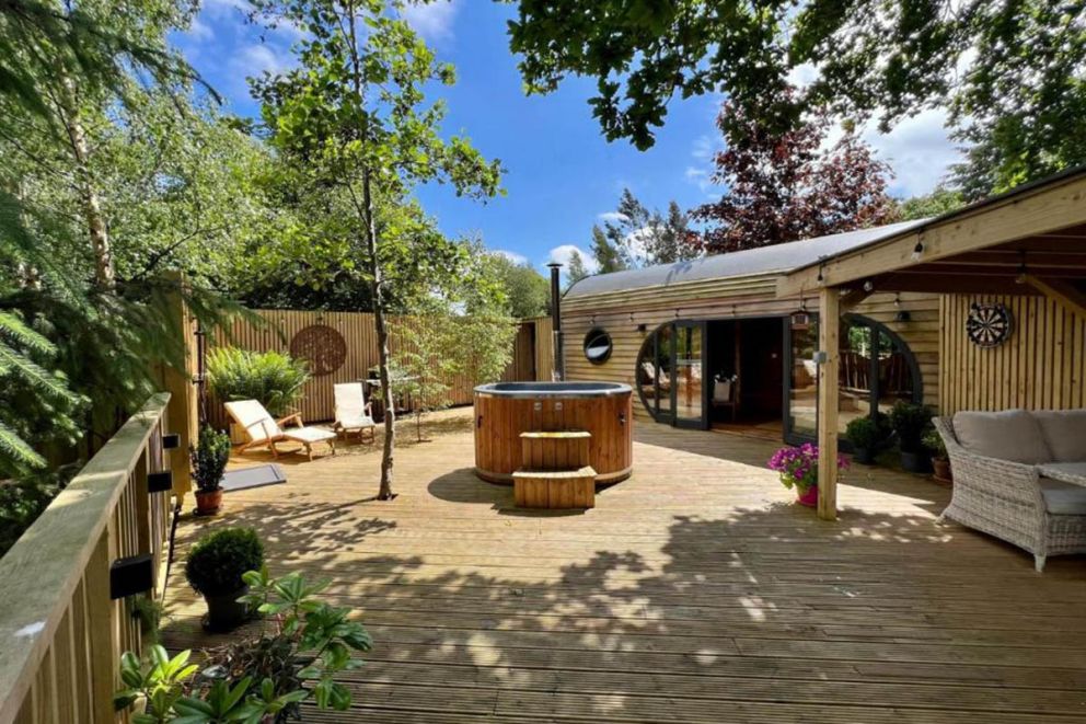 The Pines Treehouse at Treetops Hideouts