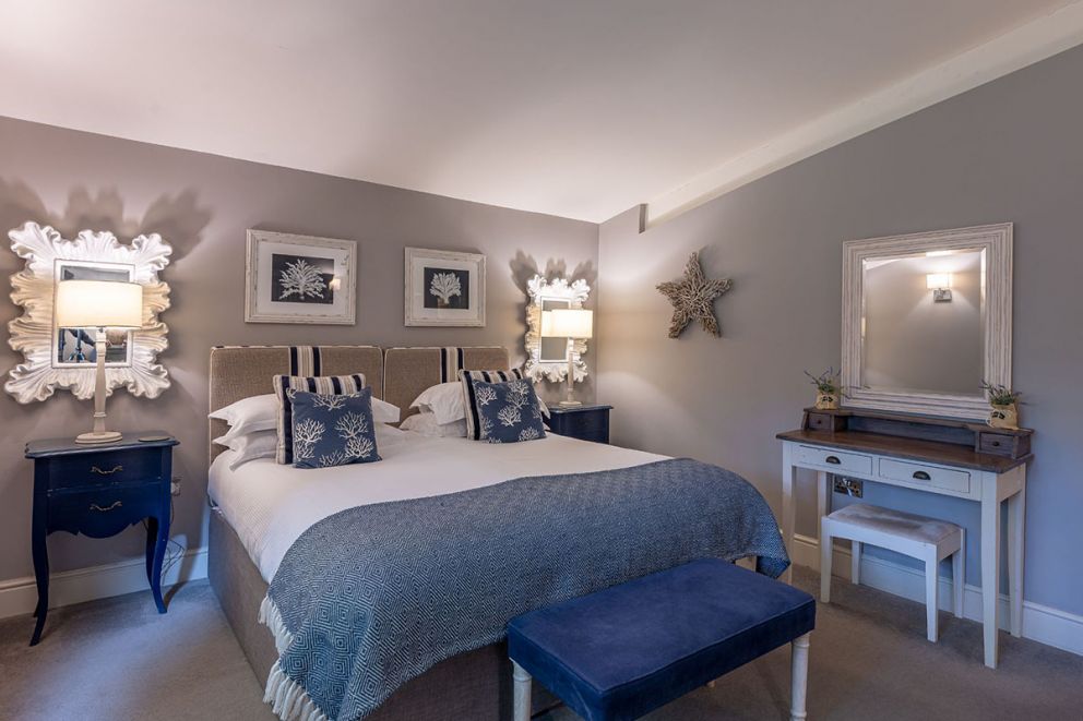 Twenty One at Brompton Lakes