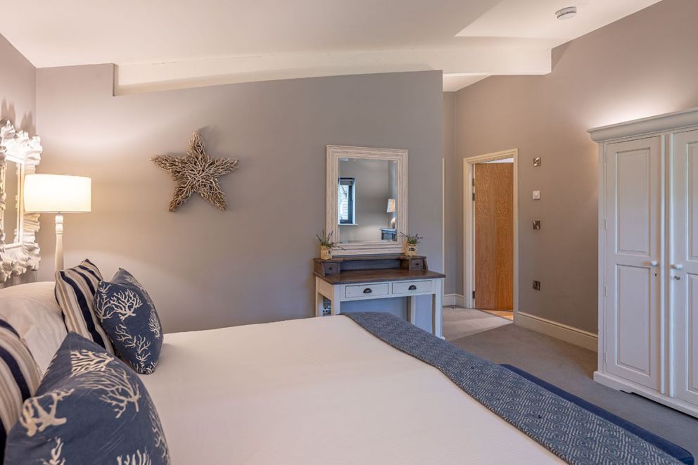 Twenty One at Brompton Lakes