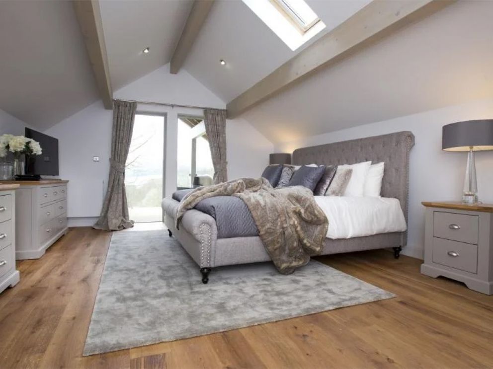 Washburn Valley Lodges - for rent with wood burner and hot tub