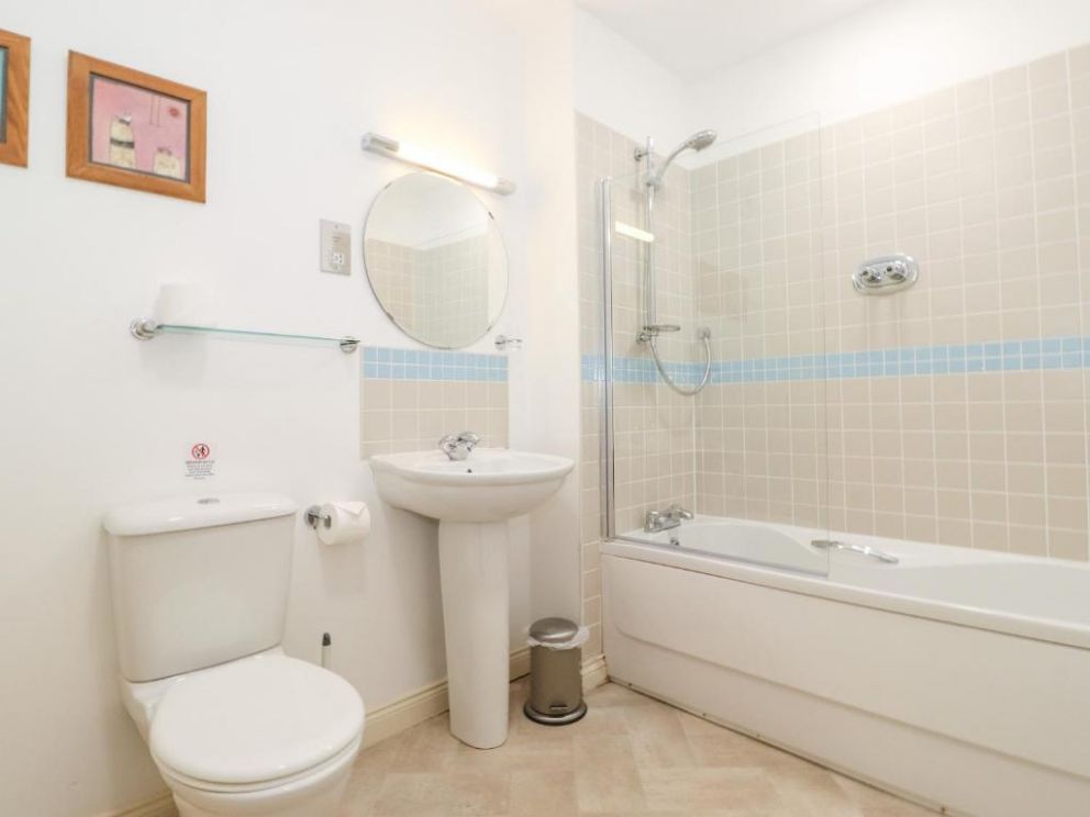 Waterside View - Waterside, Alnwick, Northumberland - pet friendly, holiday lodge, with garden, close to the beach