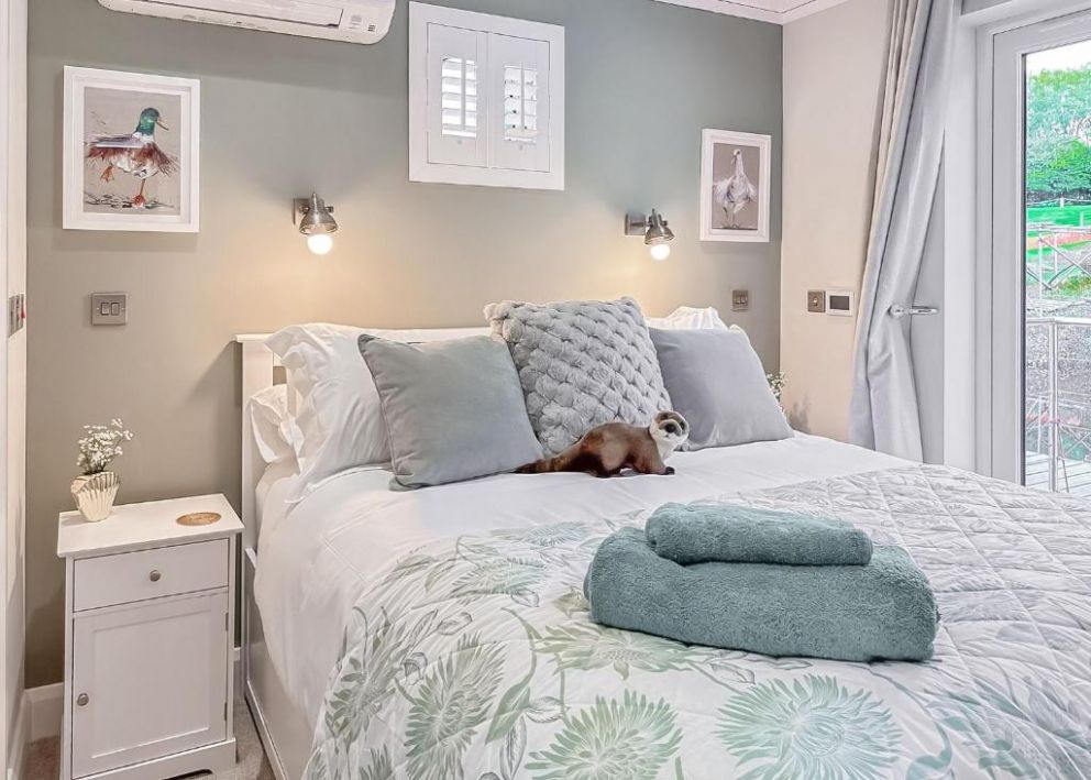 York Marina floating lodges