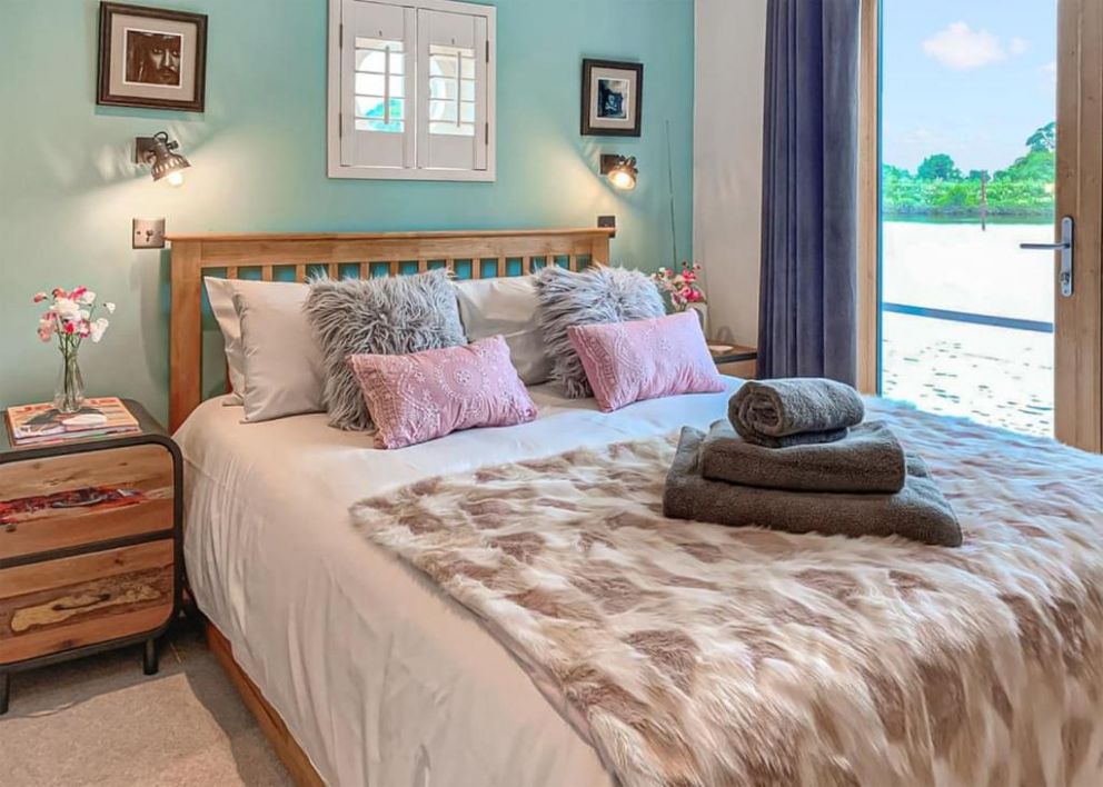 York Marina floating lodges