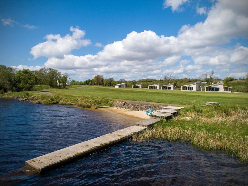 Executive Lakeside Lodge at Mullans Bay, Kesh, Co Fermanagh - with sea views, wheelchair accessible, with tennis court and children's play area