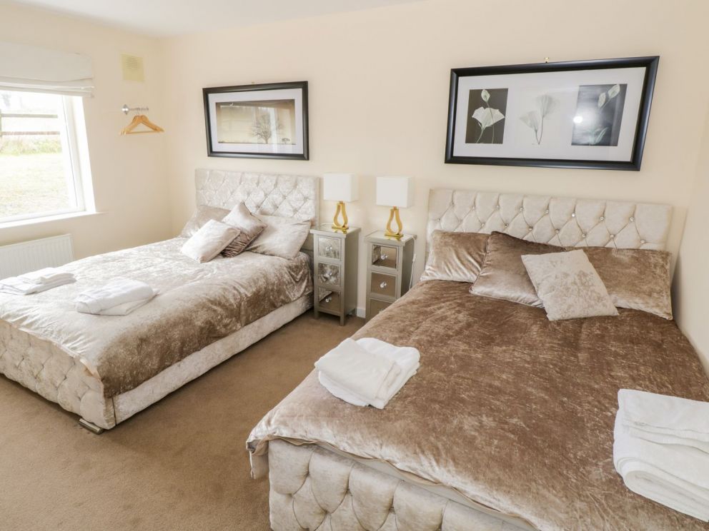 50 River Run in  Lough Dooley - to rent with hot tub