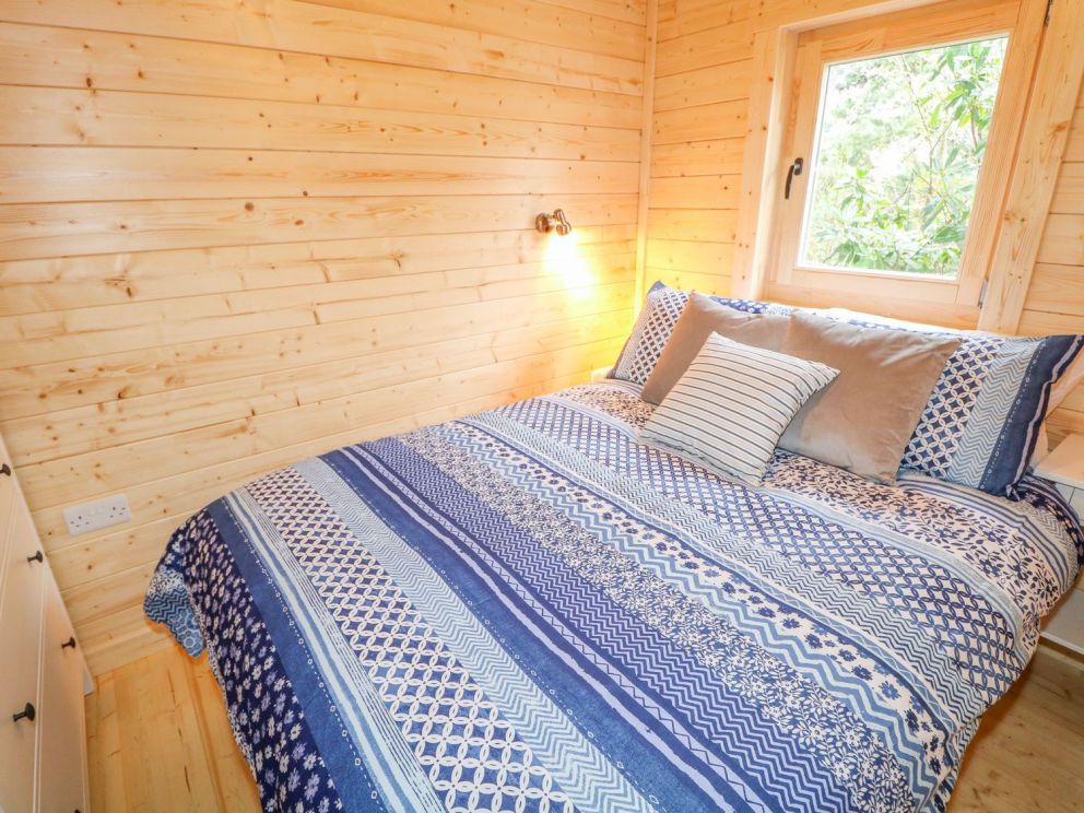 Inisean Lodge, Dunglow - for rent near the sea