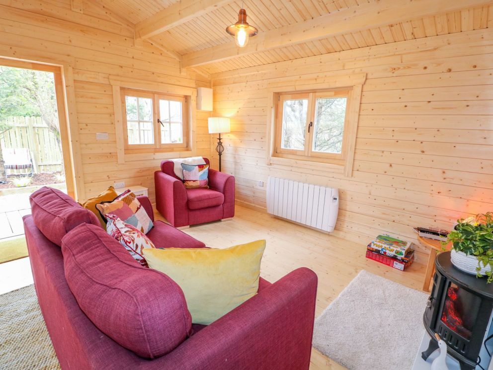 Inisean Lodge, Dunglow - for rent near the sea