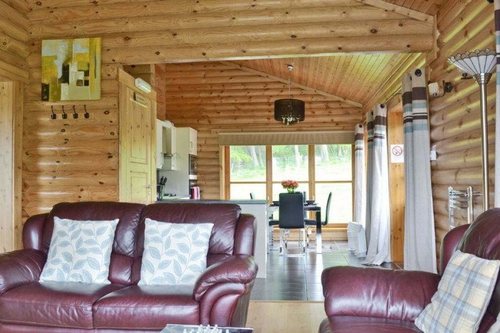 Ashknowe Log Cabin Perthshire