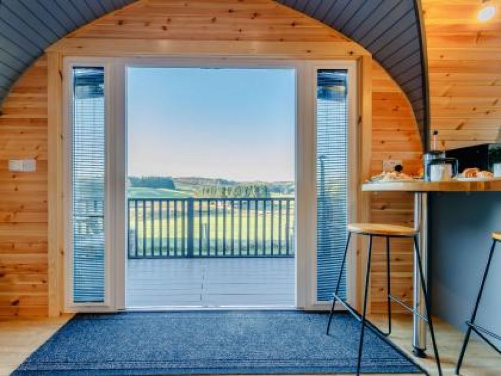 Bridgend of Pearsie Pods in Kirriemuir, Angus - for rent with hot tub and BBQ hut