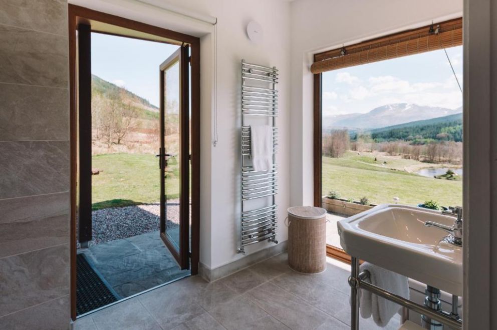 Frances' Sketch Pad with Hot Tub