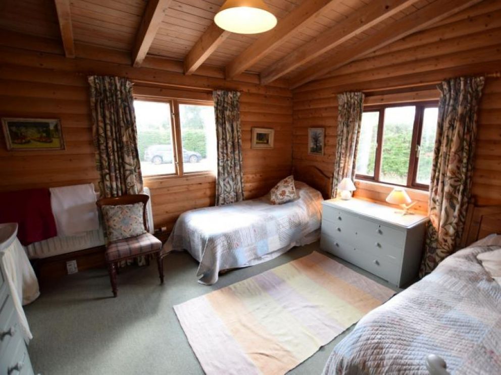 Garpel Estate Cabin in Muirkirk Muirkirk, Ayrshire Self Catering
