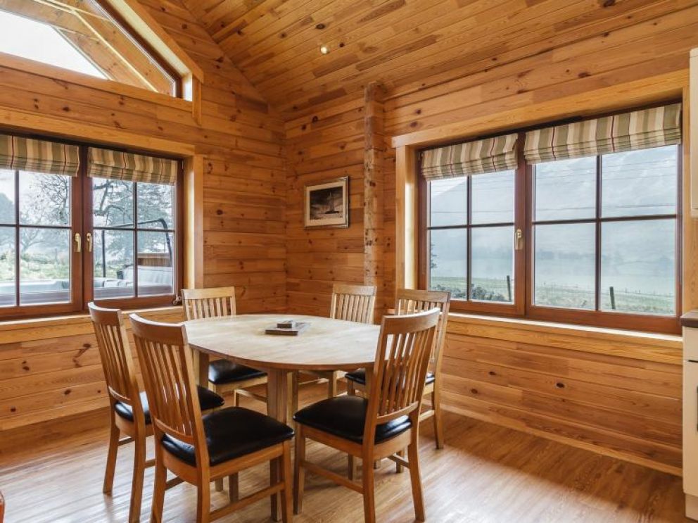 Glen Clova Valley Lodge, Nr Kirriemuir - pet friendly lodges for rent with hot tub and sauna