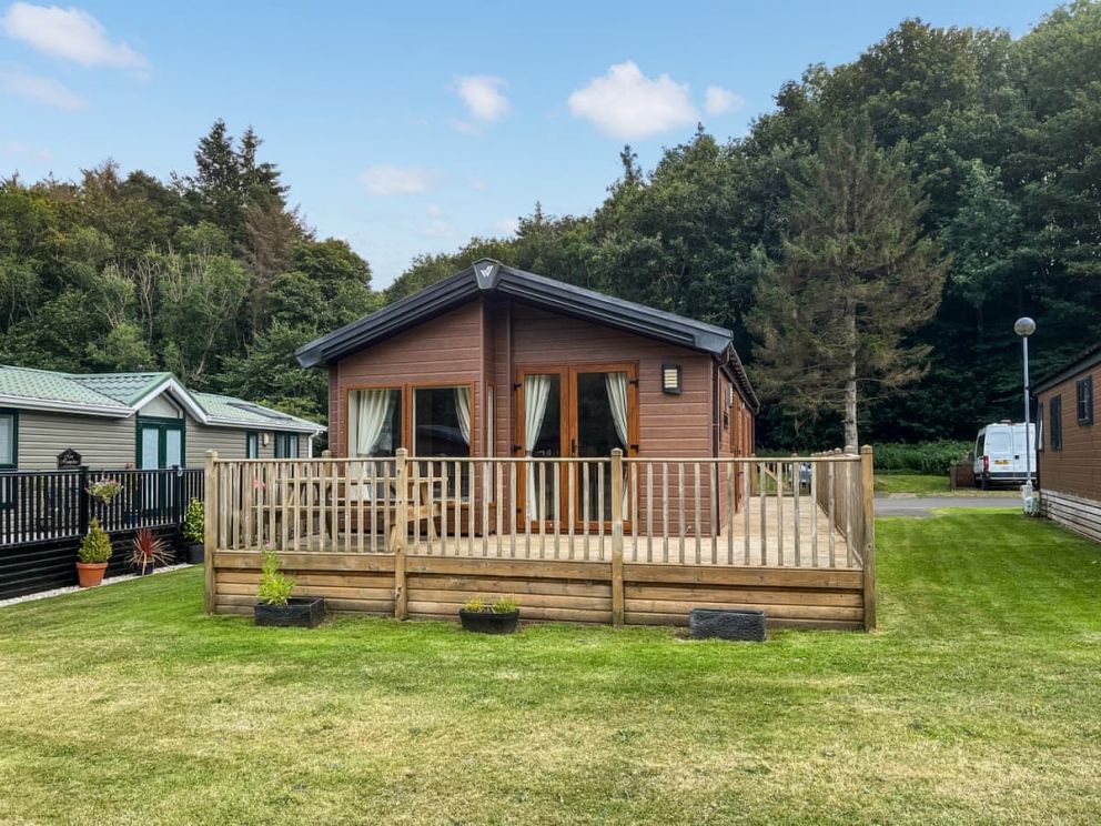 Glen View Lodge at Thurstone Manor Country Park near Edinburgh