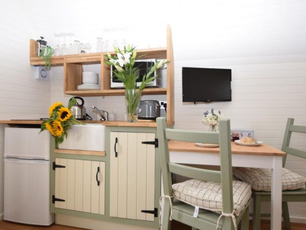 Hot Tub Glamping at Falnash - pet friendly lodges for rent with hot tub