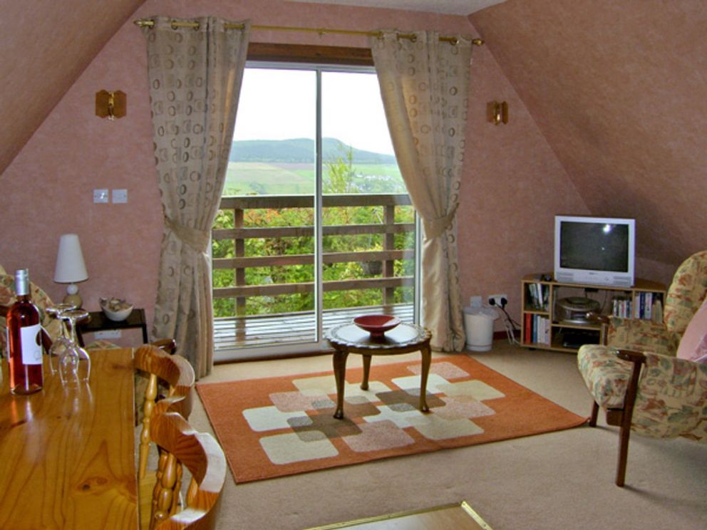 Larchfield Chalet 2 Highland