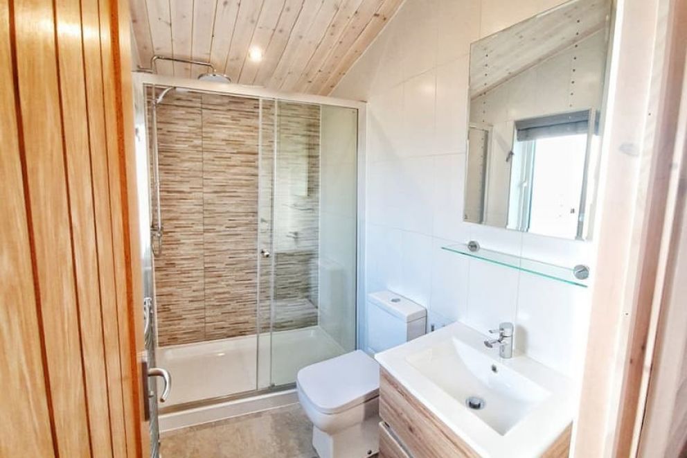 Loch Lomond Castle Lodges Argyllshire