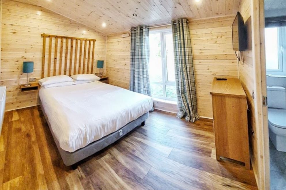 Loch Lomond Castle Lodges Argyllshire