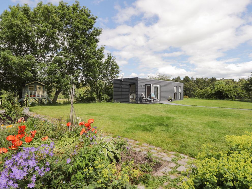 Moss of Bourach to rent in Aberlour, Morayshire - wheelchair friendly with hot tub swimming pool